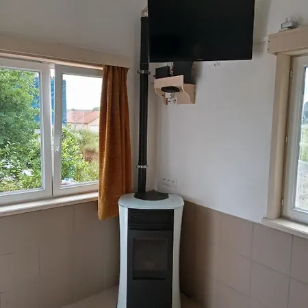 La Petite Maison Dans Les Champs Matton-et-Clemency