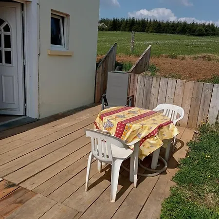 La Petite Maison Dans Les Champs Matton-et-Clemency