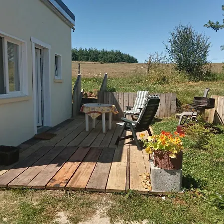 La Petite Maison Dans Les Champs Vendégház